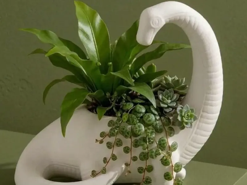Dinosaur planter