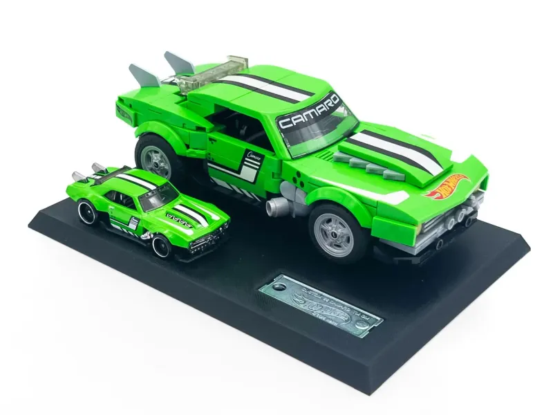 Display Stand for Mattel Brick Shop Hot Wheels Camaro JFT16