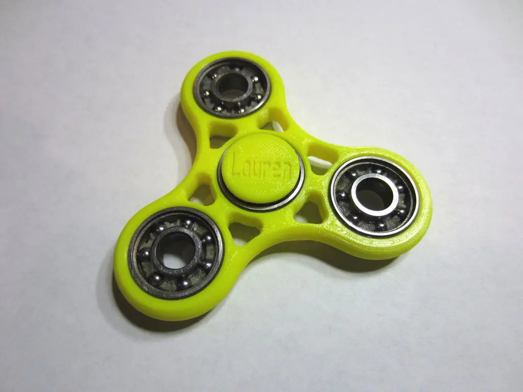 Fidget Spinner con cappuccio con nome