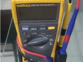 SOPORTE PARA MULTIMETRO FLUKE 179