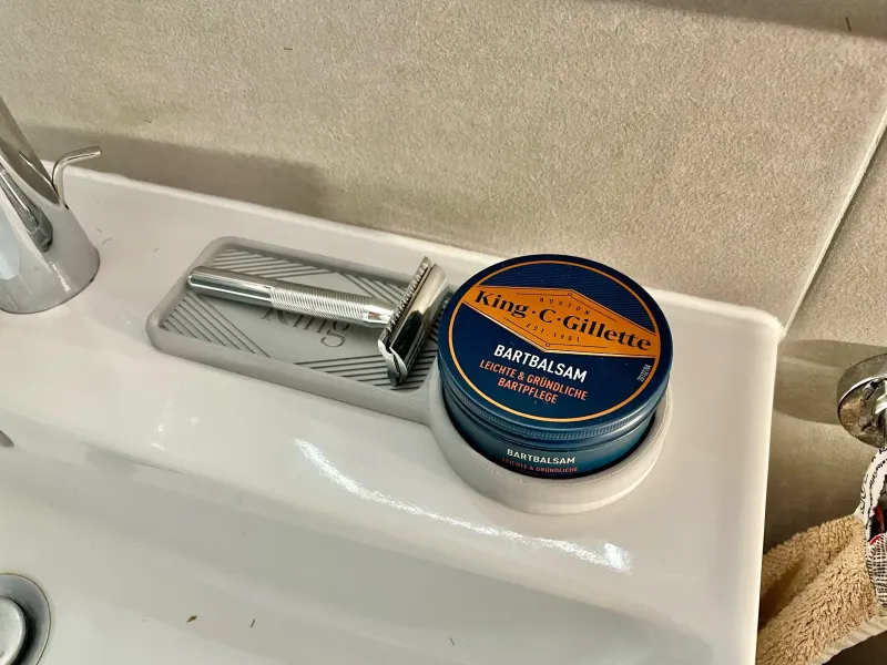 カミソリの刃ホルダー