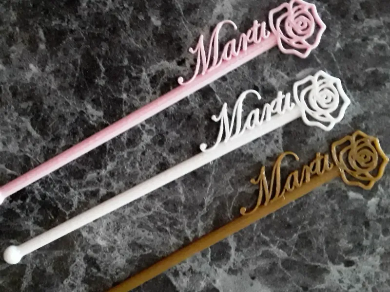 Stirrer de Tragos de Rosa