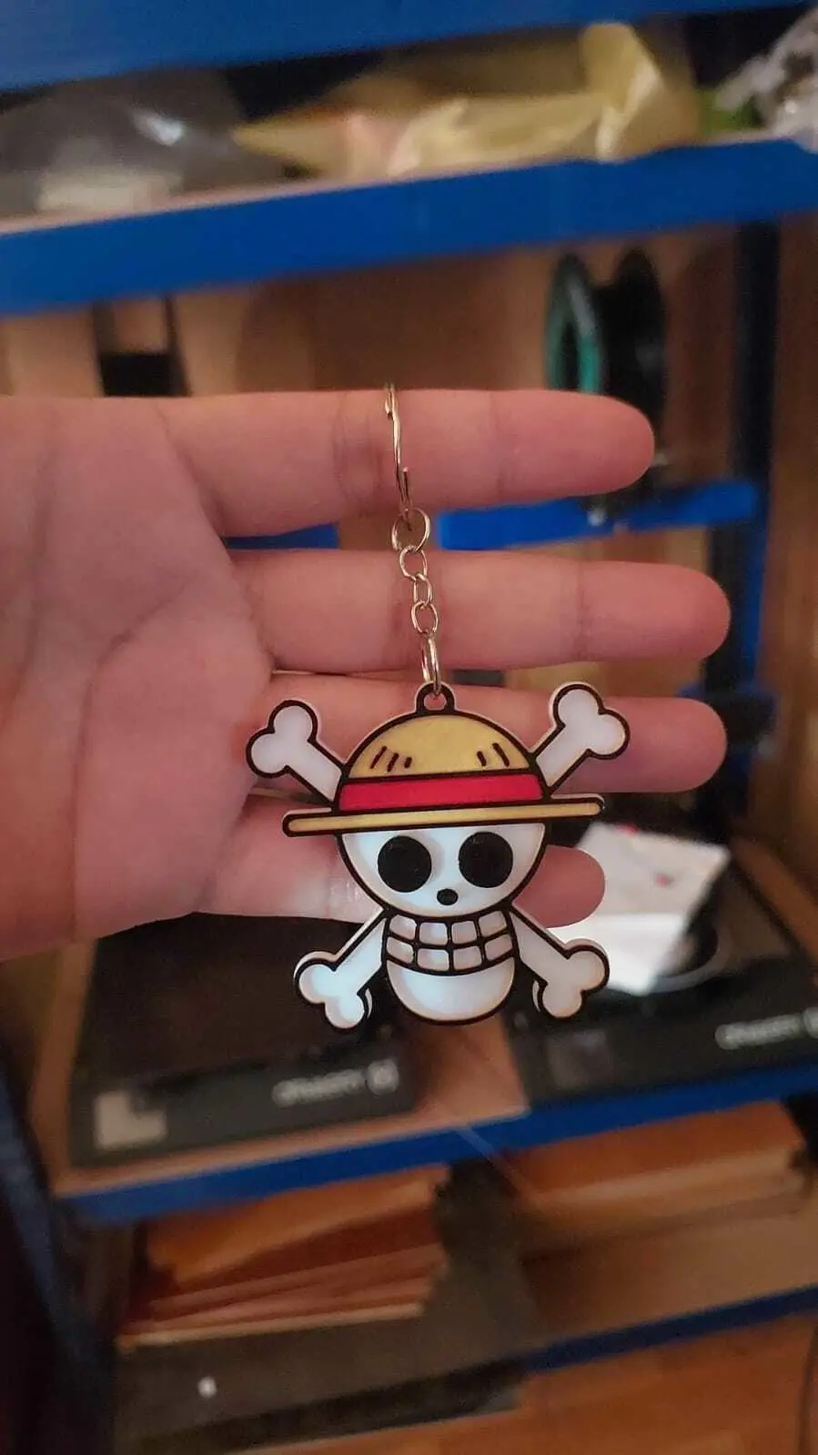 LLAVERO ONE PIECE, BANDERA PIRATA DE LUFFY/ KEYCHAIN