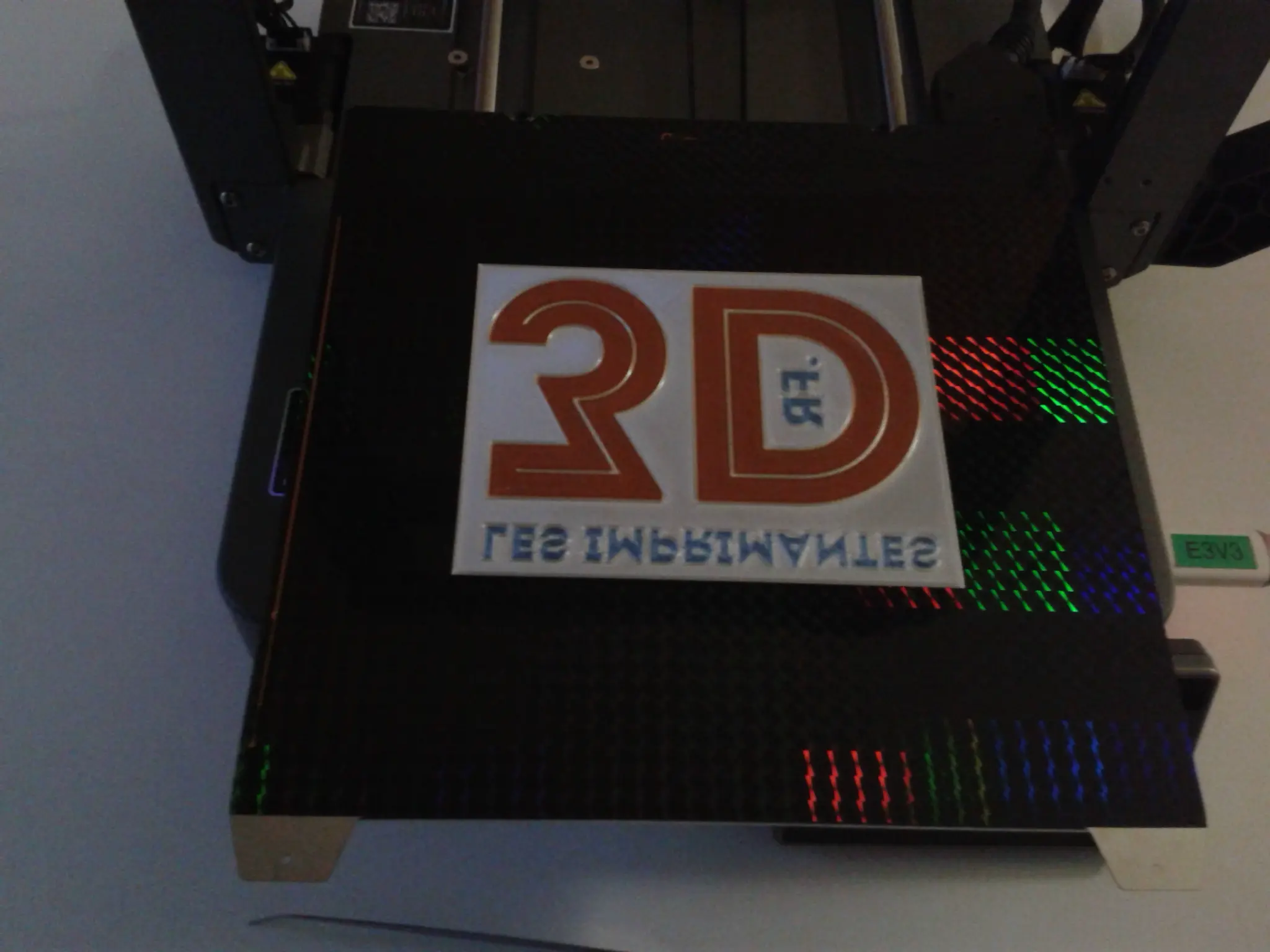 logo lesimprimantes3d.fr essai 04 (scindable Multi Couleur)