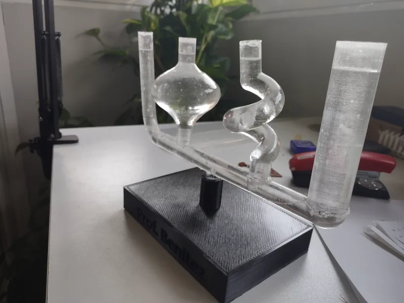 Communicating vessels