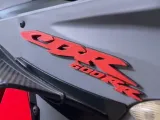 شعار CBR600RR-0