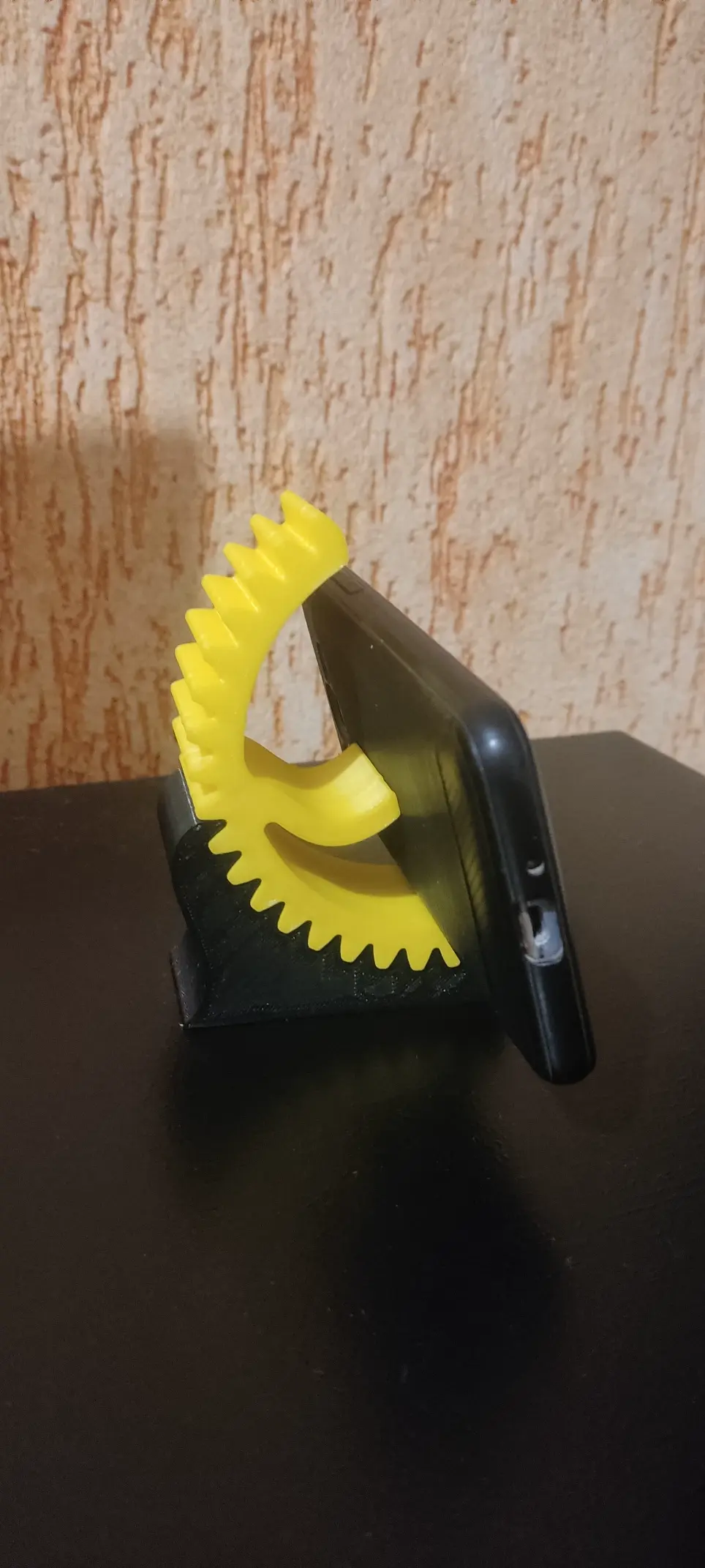 Gear phone holder