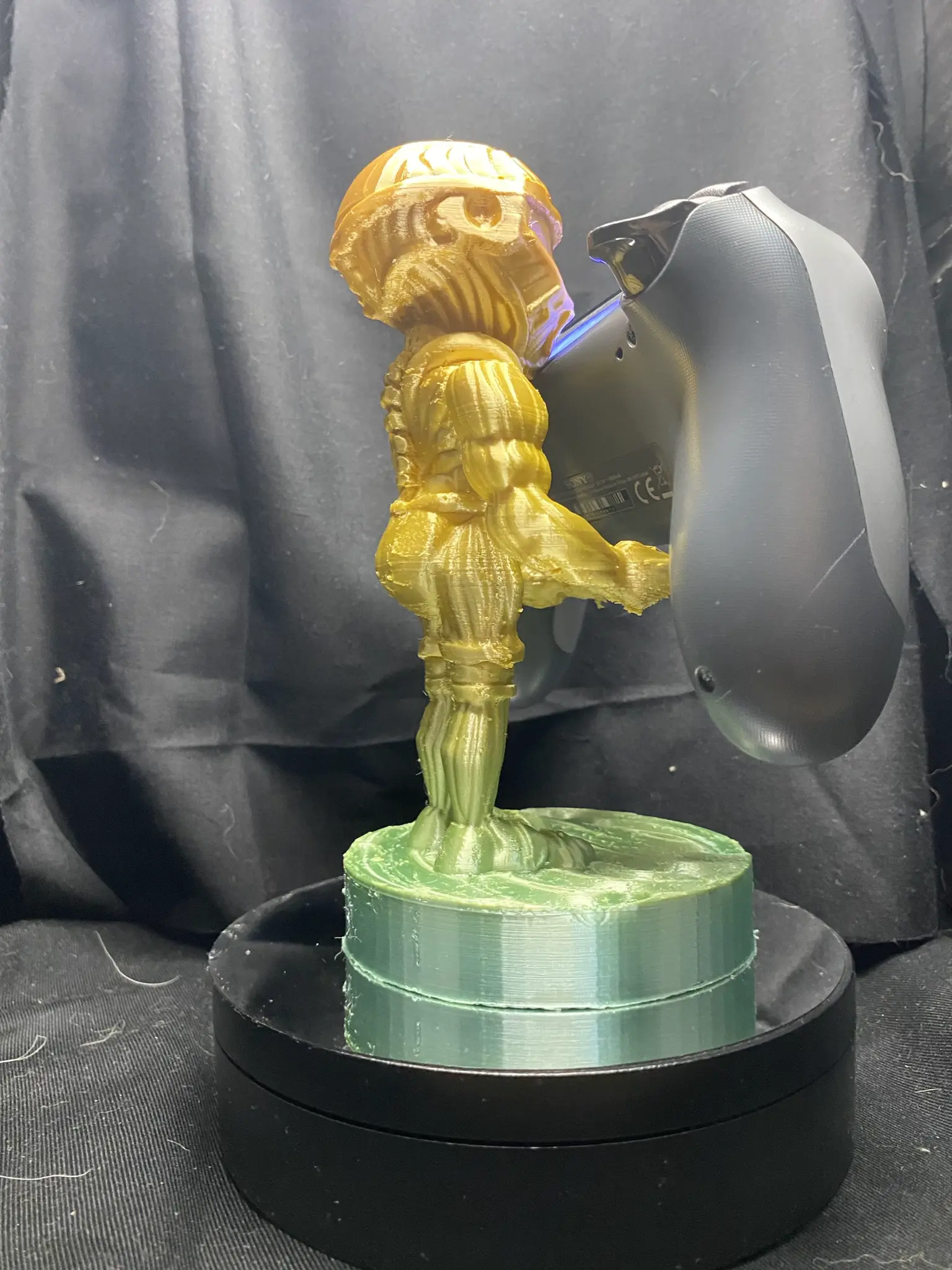 Crysis Nanosuit Chibi Joystick Holder