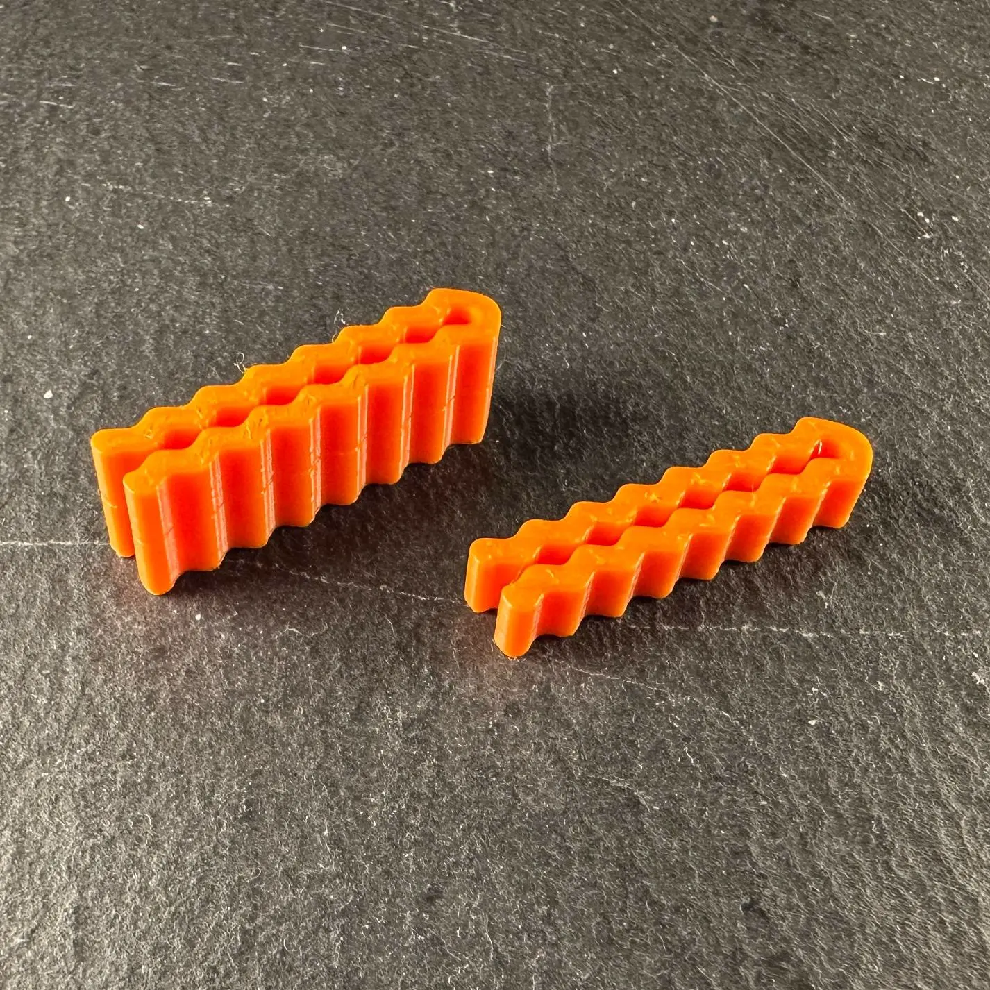 Wavy Bag Clip – Simple & Strong