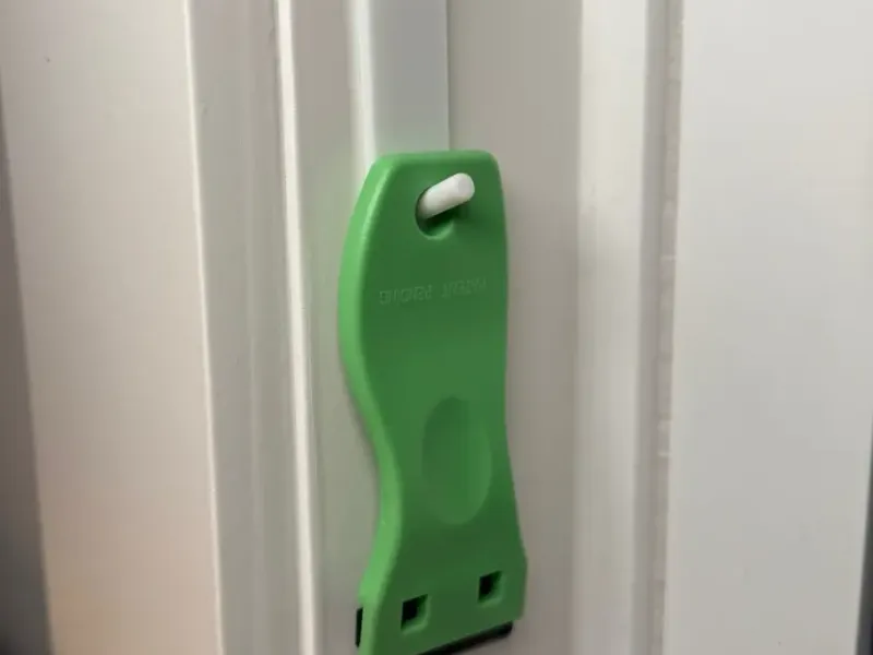 Small Command Hook