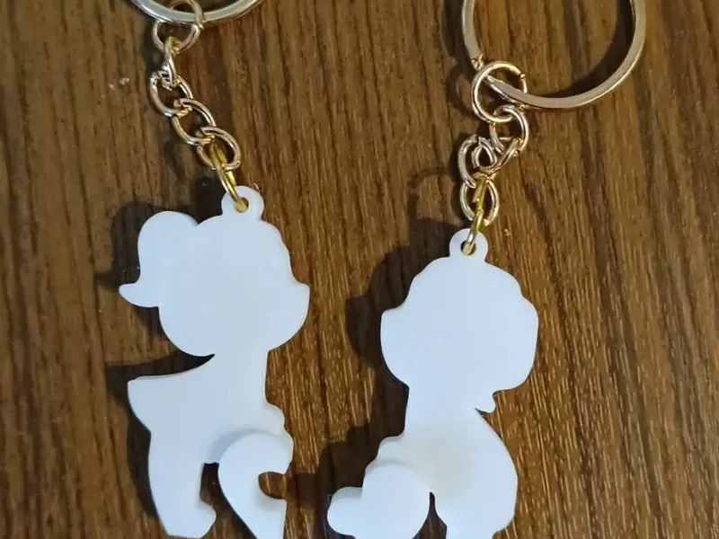 Heart keychain for couples