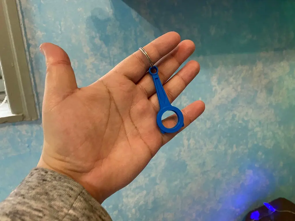 Rod & Piston Keychain