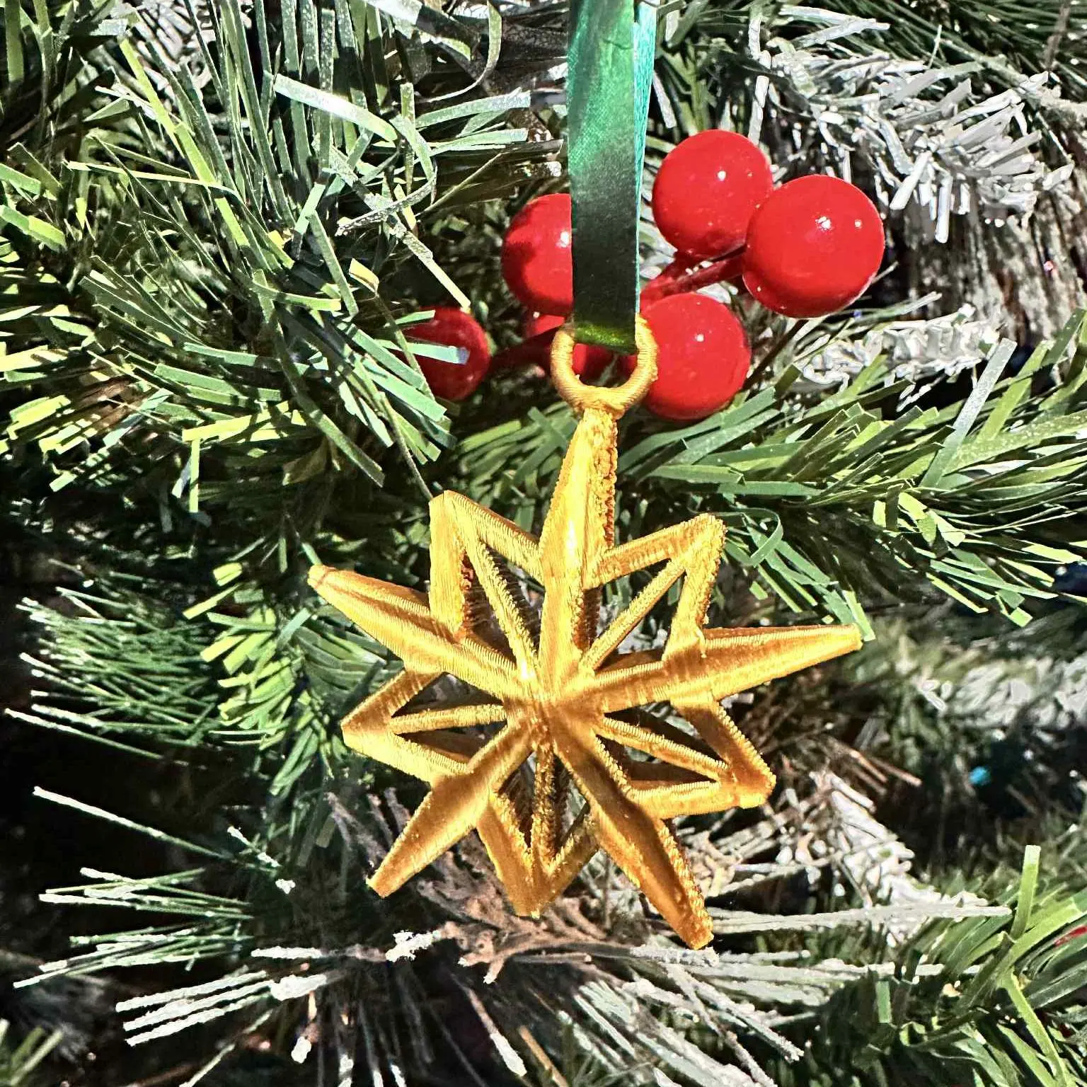 Christmas Hollow Star hanging Bauble 10 arms