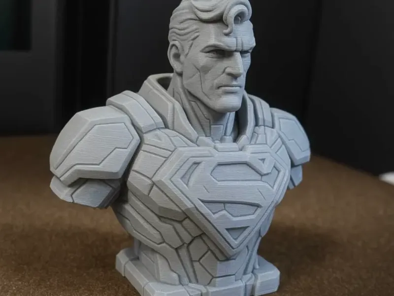 Mecha Superman Statue
