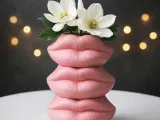 3D Lips Vase | Modern Face Embossed Lip Planter-3