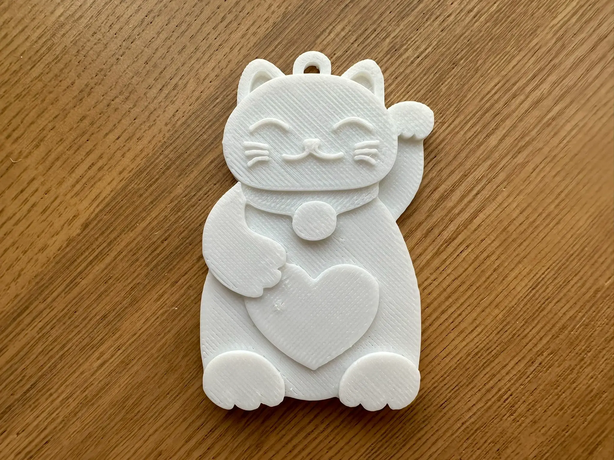 Lucky cat with heart keychain