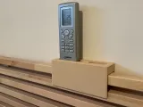 Fernbedienungshalter für das IKEA MANDAL Bett-0