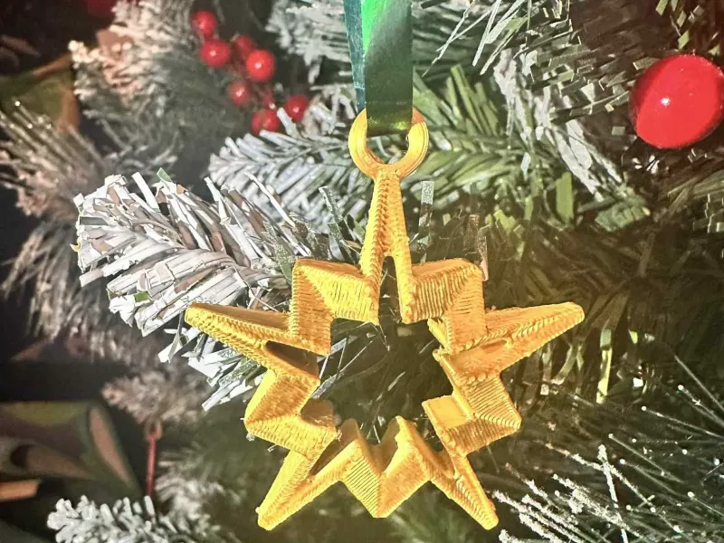 Boule de Noël suspendue en étoile creuse à 10 branches