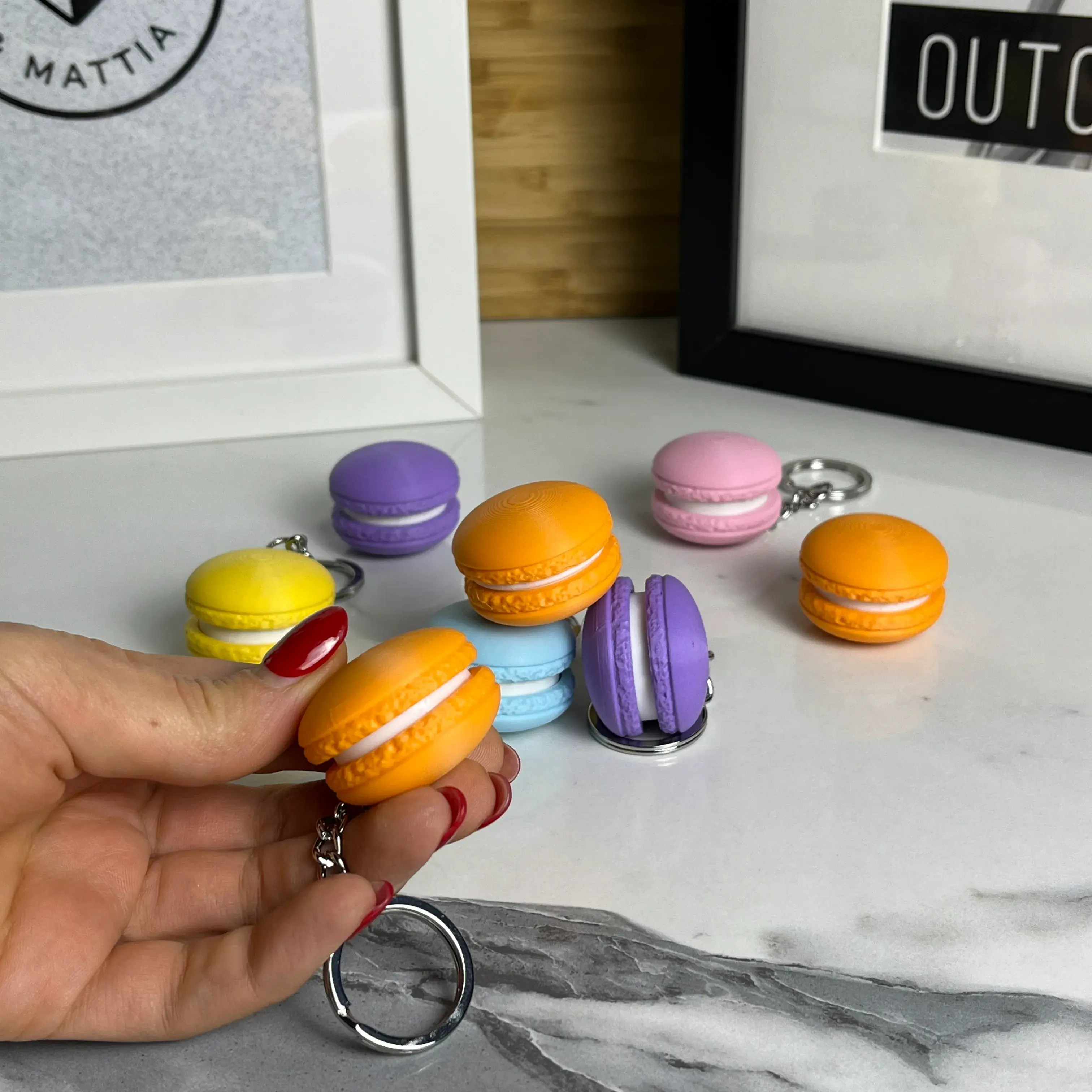 Clicky Macaron Keychain ✨, Clicker Toy