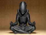 Meditating Xenomorph Figurine-2