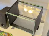 Retrovision Holographic Display - Tablet Powered-4