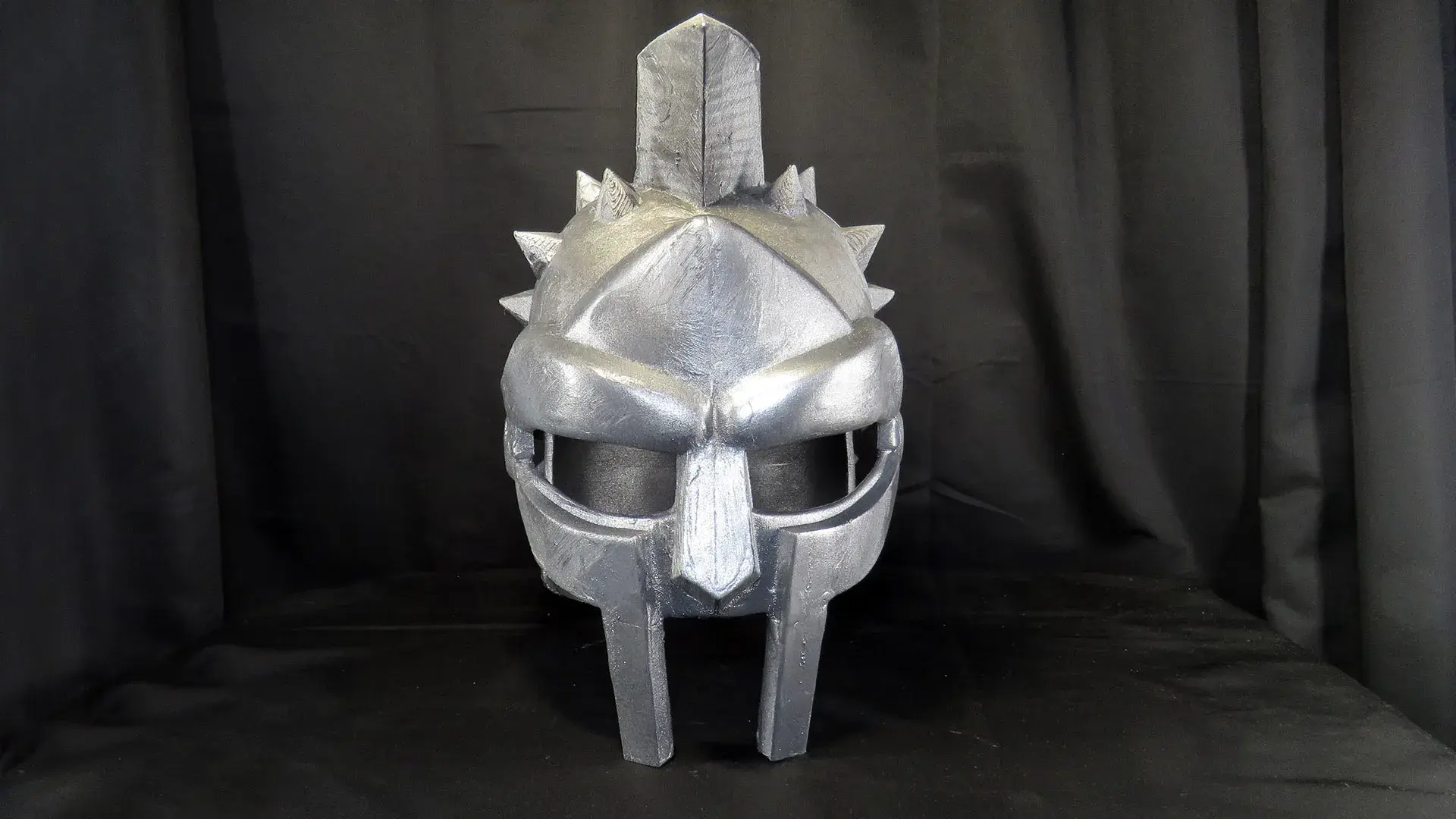 MAXIMUS FAN ART GLADIATOR HELMET