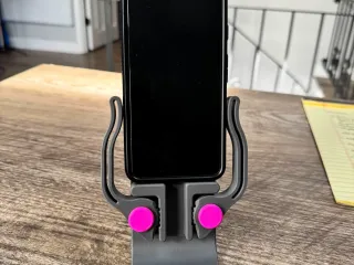 Gravity-Activated Phone Stand | No Support