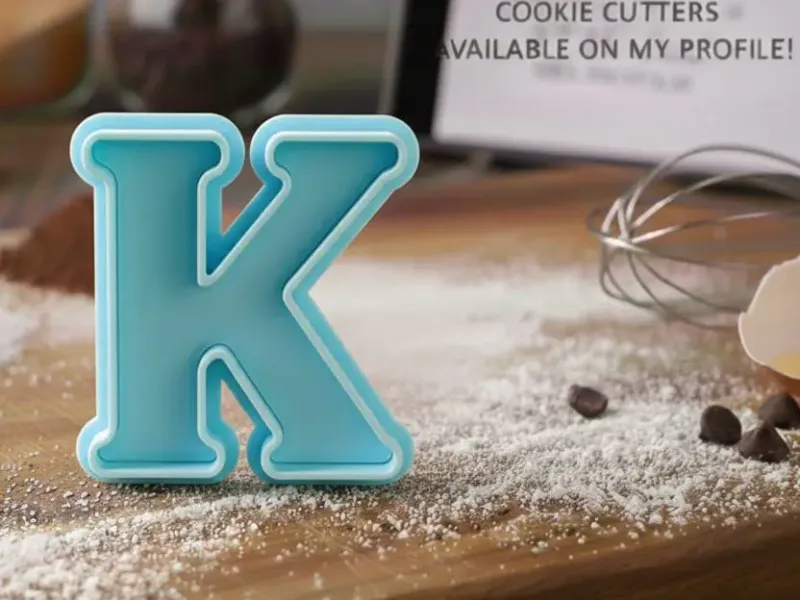 letra K cookie cutter