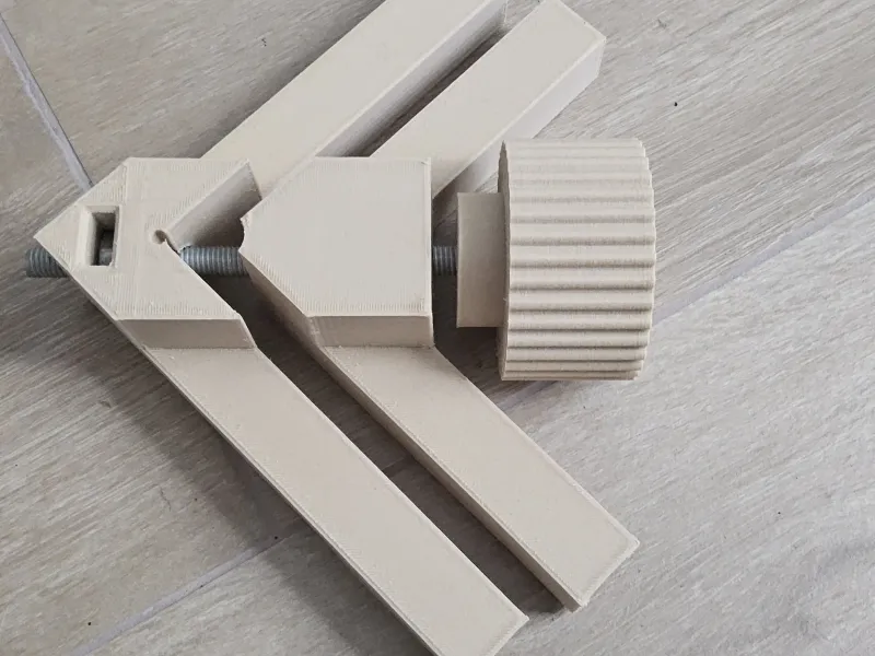 Serré joint d'angle