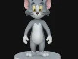 Tom-1