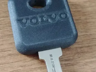 Volvo v70 key