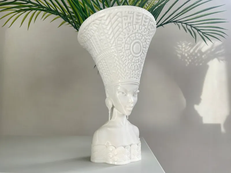 QUEEN WAKANDA PLANTER (NO SUPPORTS /NO RAFTS)