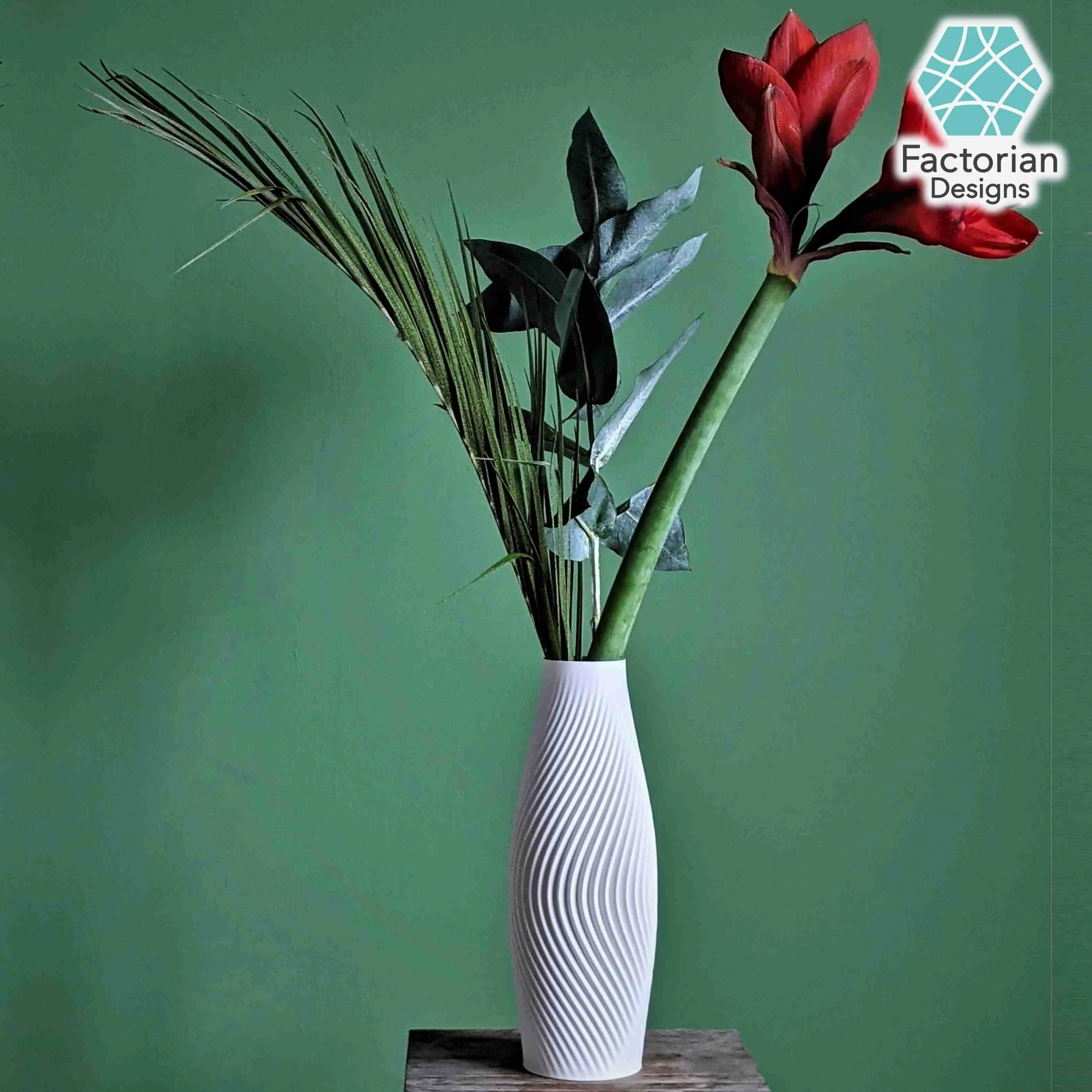 Stunning 3D Printed Vase: Add Style to Your Home Decor!