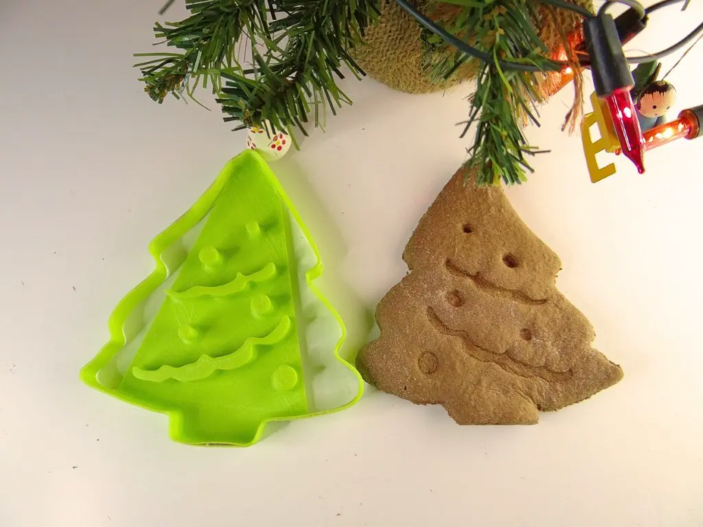 Christmas tree cookie cutter