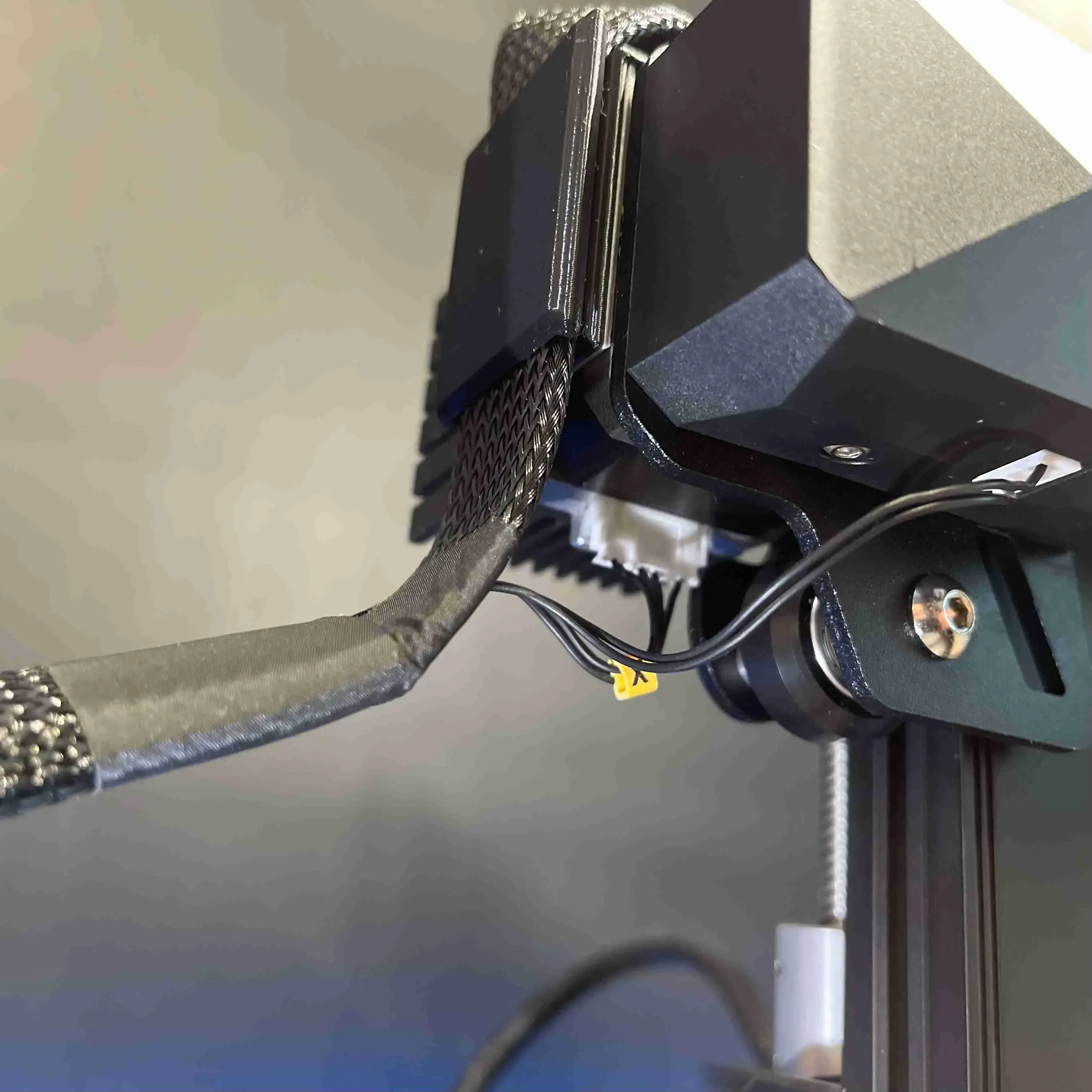Creality Ender-3 S1 Pro - X-axis motor cable clamp