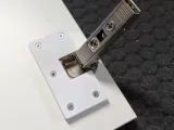 Reinforced replacement for a broken kitchen hinge-4