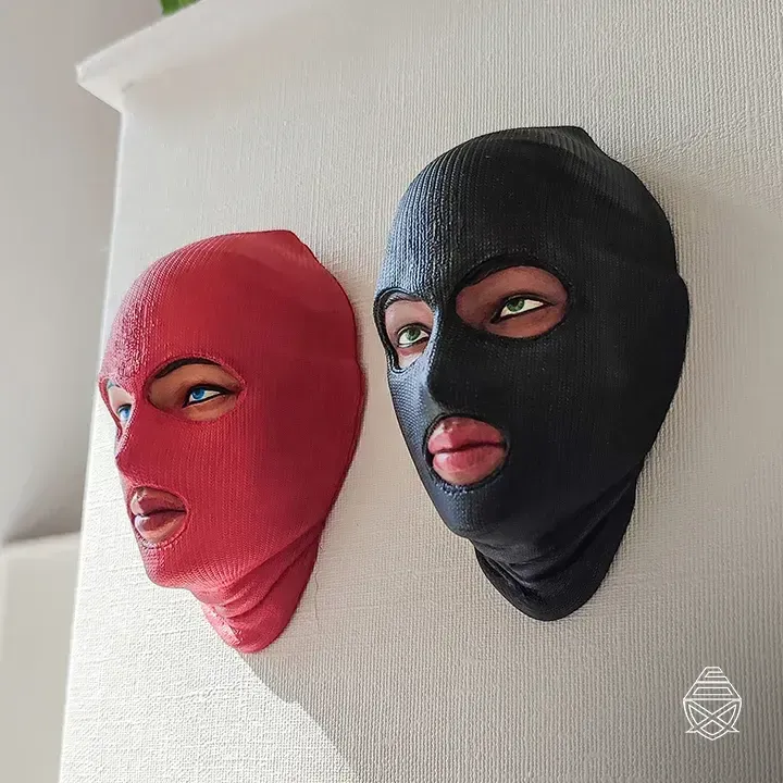 KAPUZENMÄDCHEN