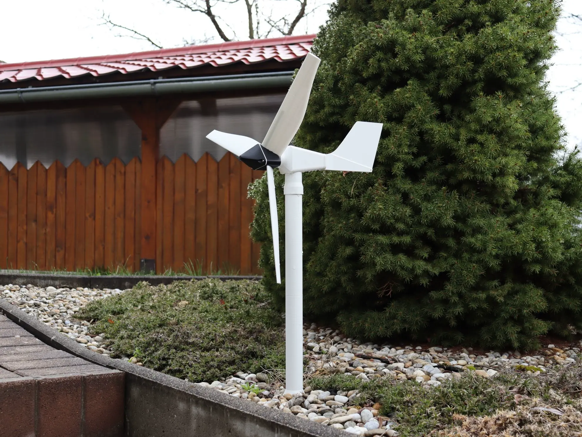 WIND TURBINE