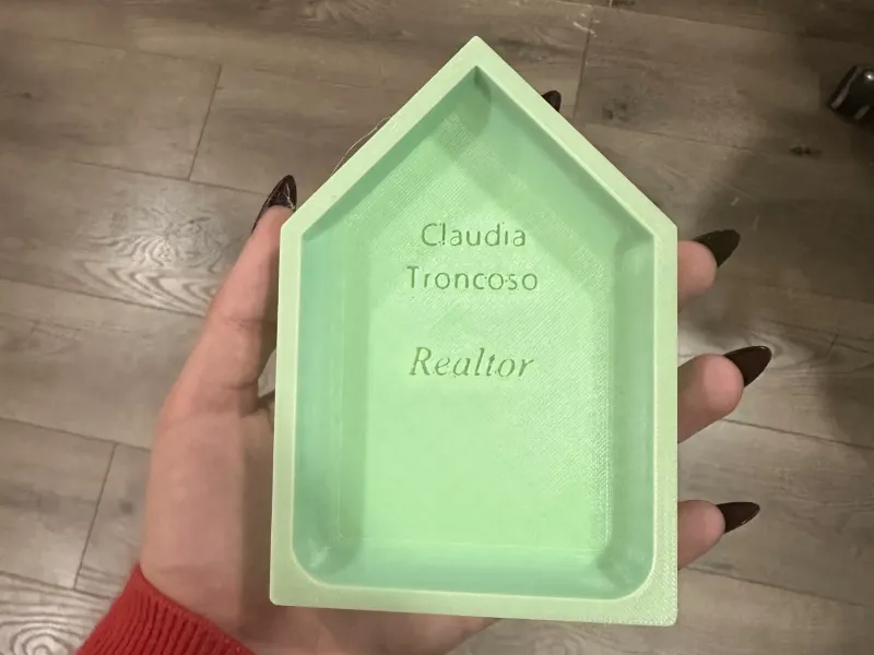 HouseShaped Business Card Holder – Open House Display (Many)
