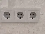 wall power socket-1