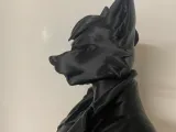 Lupa Grey Bust with teeth-3