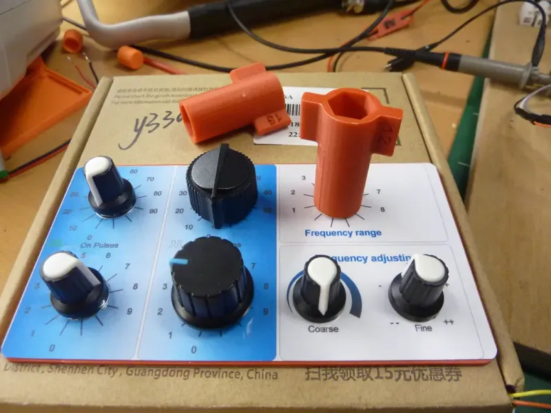 Front panel - potentiometer tools