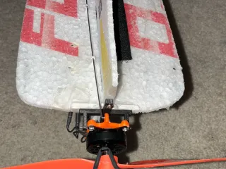 Rc plane thrust vector