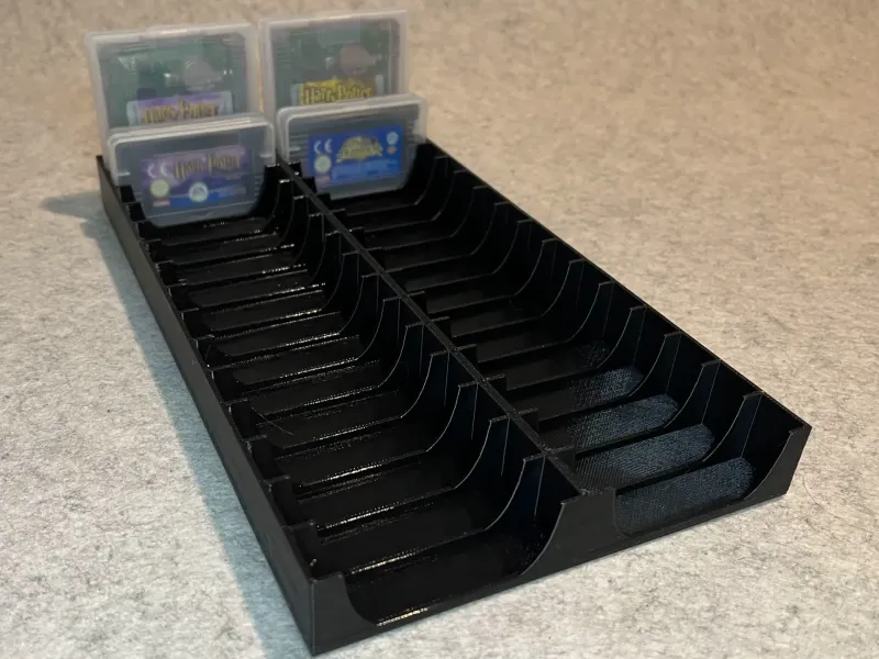 Support présentoir pour 30 cartouches de jeux Gameboy dans leur boîtier