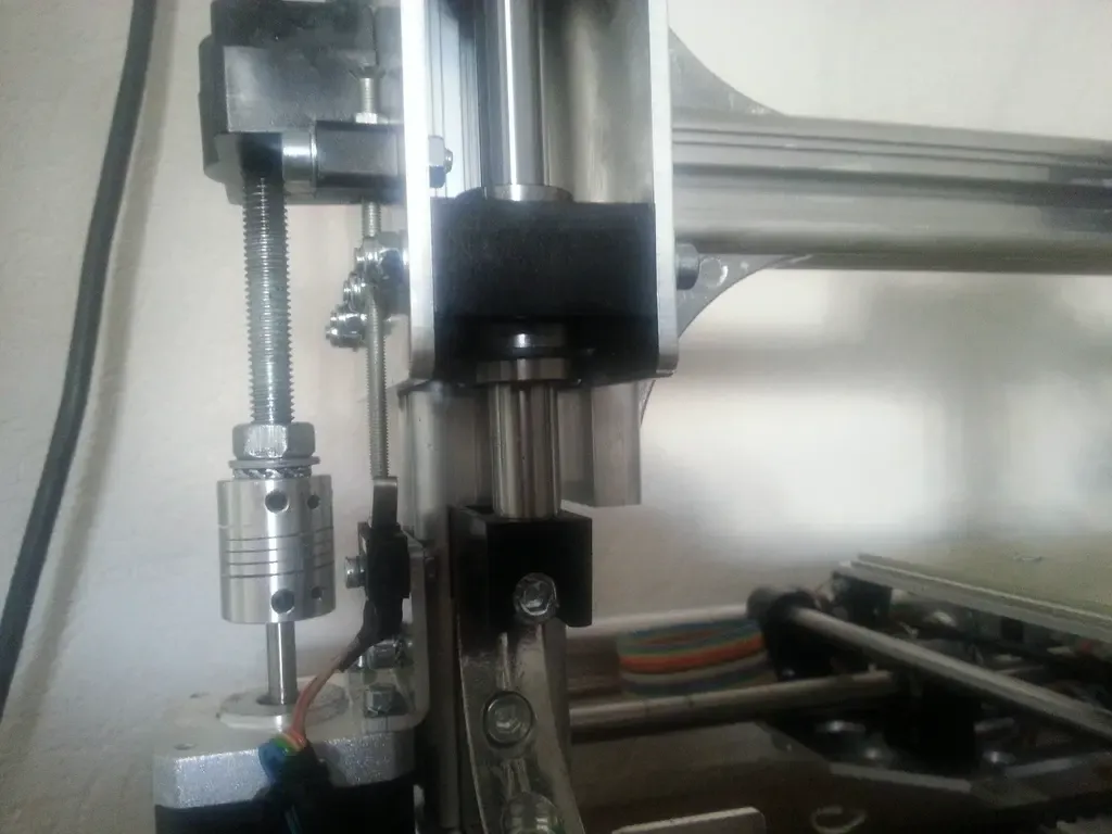 New z-axis holder for the K8200 (3Drag) and chanching axis c