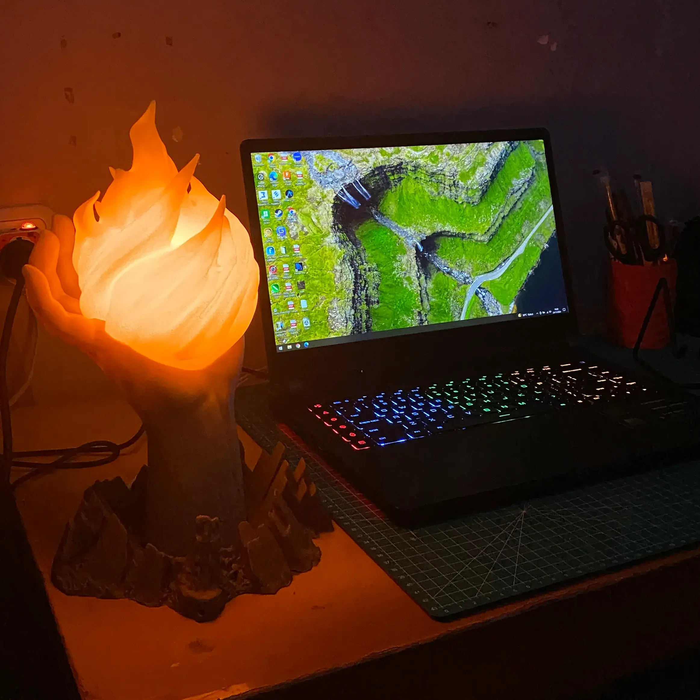 Hand of Flamp