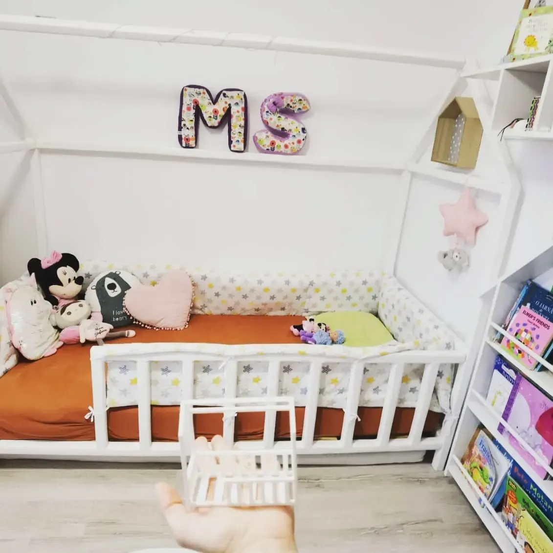 Doll house bed -Montessori.stl