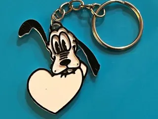 Keychain Pluto Love
