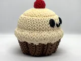 Knitted Cupcake-2