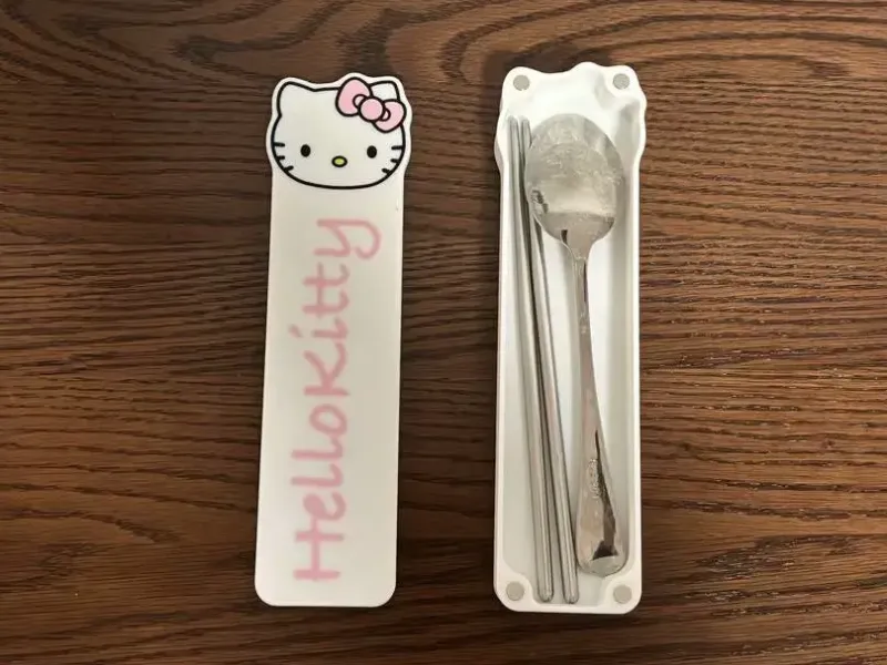 HelloKitty-Design Magnetische, tragbare Aufbewahrungsbox für Stäbchen, Messer und Gabel